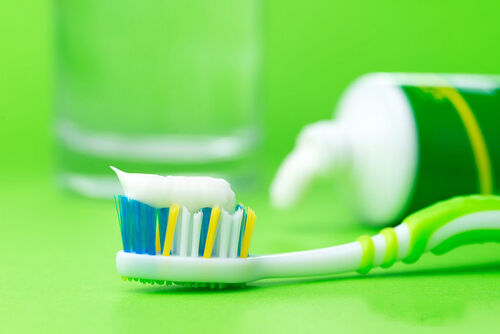 Latest company case about Hydroxypropyl Guar in Toothpaste Applications